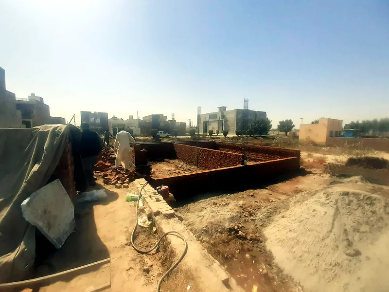 10 Marla commercial plaza Royal Orchard Main Gate Multan full site view 2021